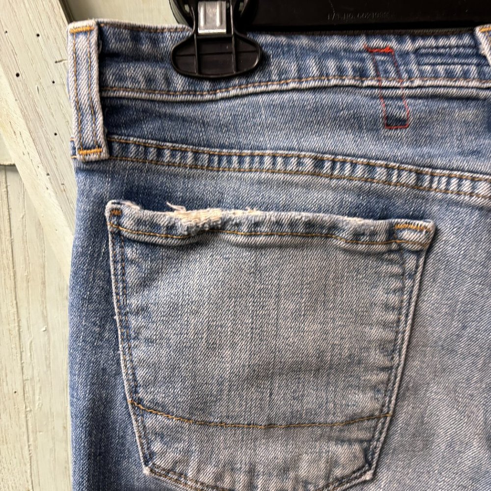 Big Star Sweet Low Boot Cutoff Jean Shorts Size 30T Raw Hem - Picture 9 of 16